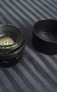 لنز Canon EF 50mm f/1.4 USM تمیز و سالم + هود