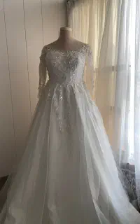 اجاره و فروش لباس عروس ۲۰ملیون