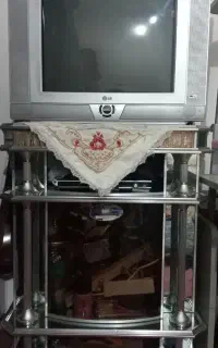 تلویزیون ال جی ۲۱ اینچ
