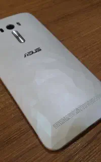 گوشی ایسوس زنفون سلفی Asus Zenfone Selfie