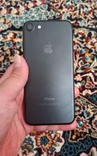 آیفون ۷ تمیز