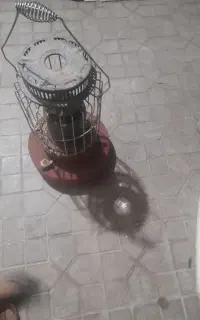 چراغ نفتی سالم