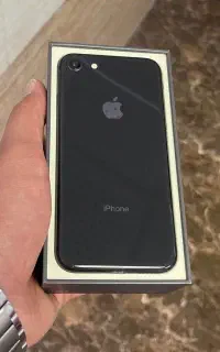 آیفون 8 تمیز لاکاغذی
