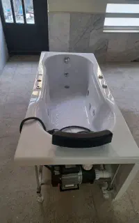 وان و جکوزی