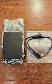 هارد اکسترنال WD وسترن دیجیتال 2 ترا بایت در حد نو