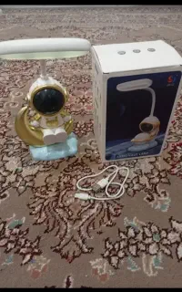 چراغ مطالعه فضانورد نو