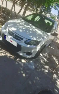 کوییک r