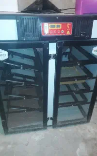 دستگاه جوجه کشی درنا ۴ ظرفیت ۸۴۰تای( اسکندری)