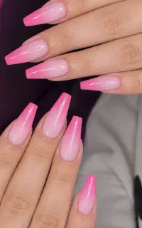 کاشت ناخن لوکس و ظریف