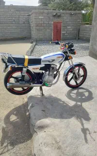 125
