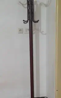 چوب لباسی ایستاده