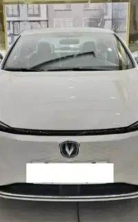 چانگان e2  (اولین محصول الکتریکی چانگان)