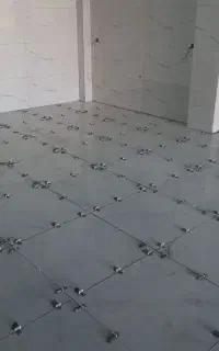 استاد کار حرفه ای کاشی وسرامیک بصورت چسبی و دوغابی
