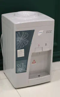 آبسردکن رومیزی نیکایی
