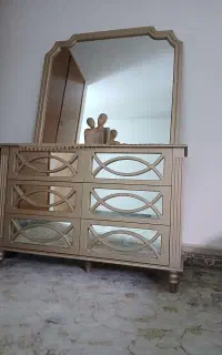 میز آرایشی