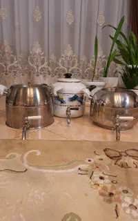 کتری استیل و لعابی کاملا سالم درحد نو