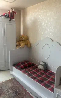 تخت کمد نوزاد نوجوان