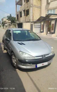 206 تیپ 3 ماشین دوم منزل