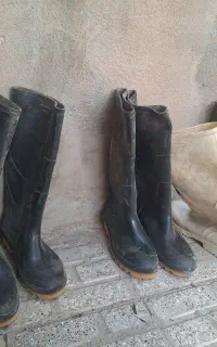 چکمه پلاستیکی