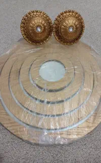 اینه و نگهدارنده پرده