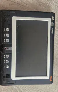 Dvd player با مانیتور