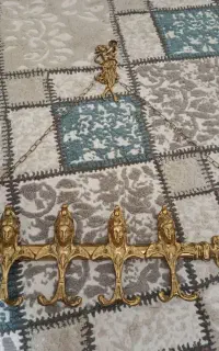 رخت آویز بزنز