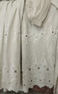 پرده 2 متری تمیز نو