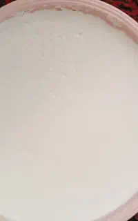 شیر تازه گوسفندی پر چرب