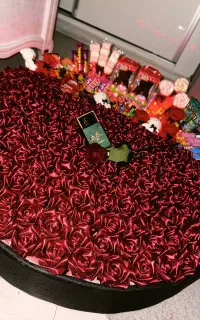 دسته گل و باکس پول ارایی