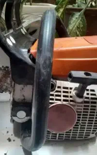 اره موتوری درحد...