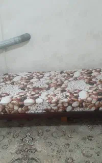 یک عدد تخت سالم