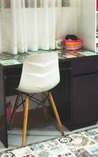 میز کامپیوتر و مطالعه
