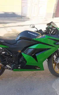 فروشی موتور کاوازاکی