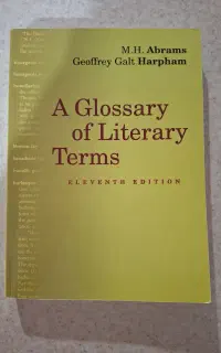 کتاب glossary of literary terms و critical theory