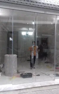 نصب و تعمیرات شیشه نشکن سکوریت (میرال)