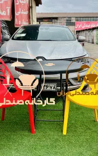 میزتاشو و صندلی پلاستیکی غذاخوری طرح جمال رستوران