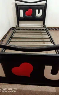 تخت یکنفره و روتختی