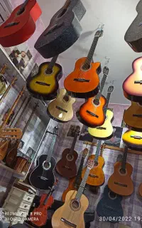 آموزش موسیقی و ساز تخصصی گیتار کلهر