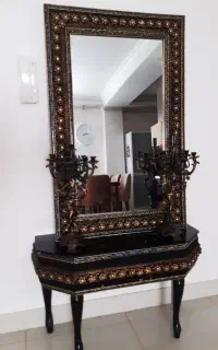 آینه و شمعدان و کنسول باهم