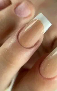 کاشت ناخن.ناخنکار