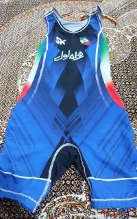 لباس کشتی همراه کفش