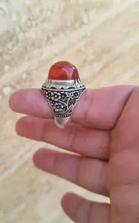 عقیق کلاه دار