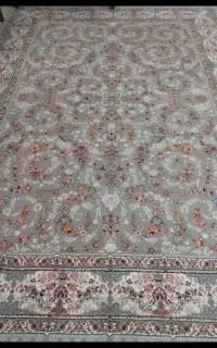 فرش ۹متری کاملا سالم ودر حد نو