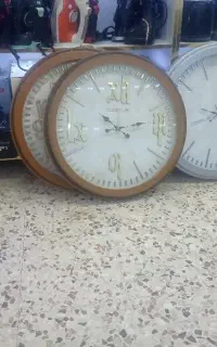 ساعت خوب و زیبا