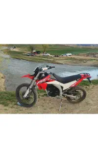 تریل دلتا225