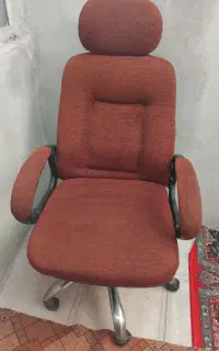صندلی در حد نو
