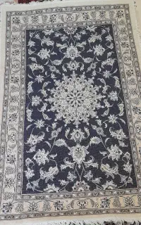 قالیچه دستباف