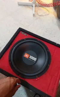سابJBL  1000 درحد نو