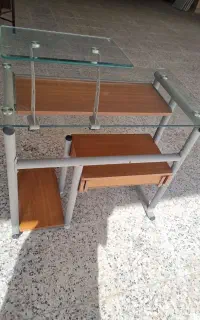 میز کامپیوتر
