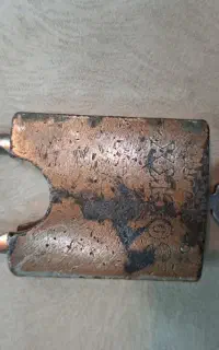 قفل قدیمی